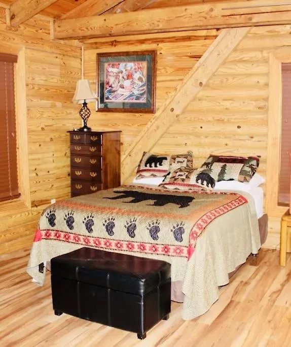 Rustic Black Bear Ferienhaus Pigeon Forge