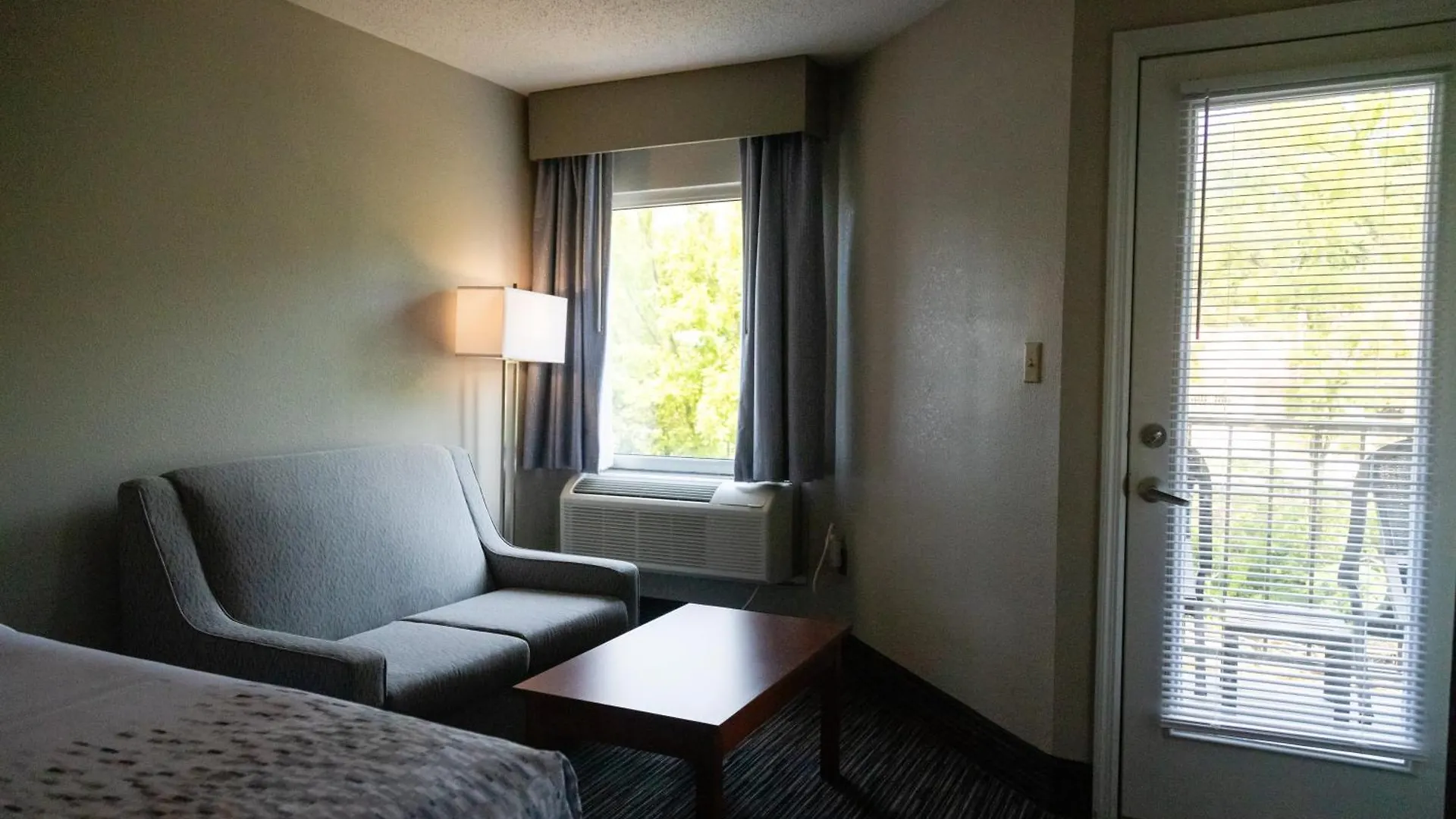 Hotel Twin Mountain &