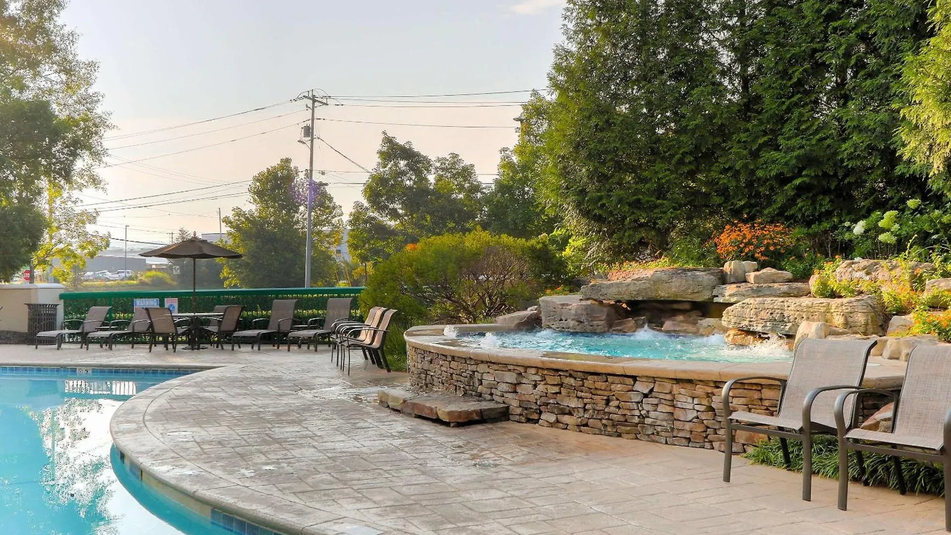 Inn Quality Near The Island Pigeon Forge