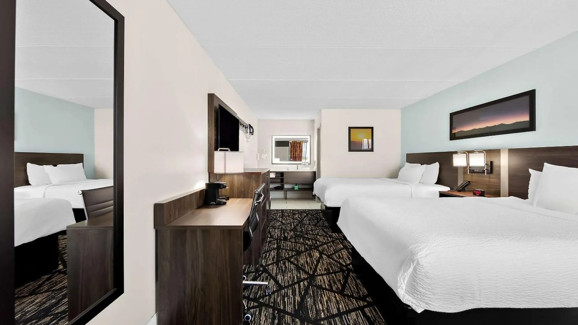 Clarion & Near The Leconte Center 2* Pigeon Forge