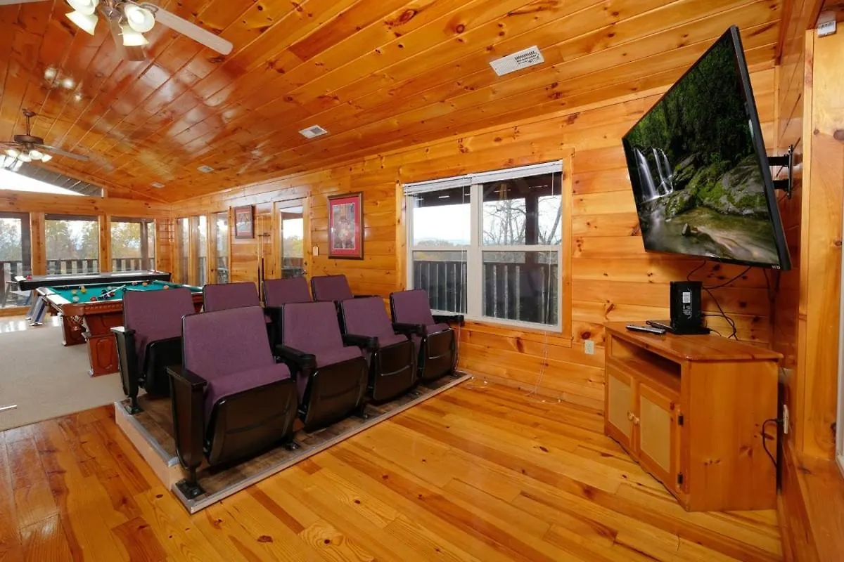 Spacious 5br Sleeps 18 Gameroom Theater Views Free Attraction Tickets Prázdninový dům Pigeon Forge