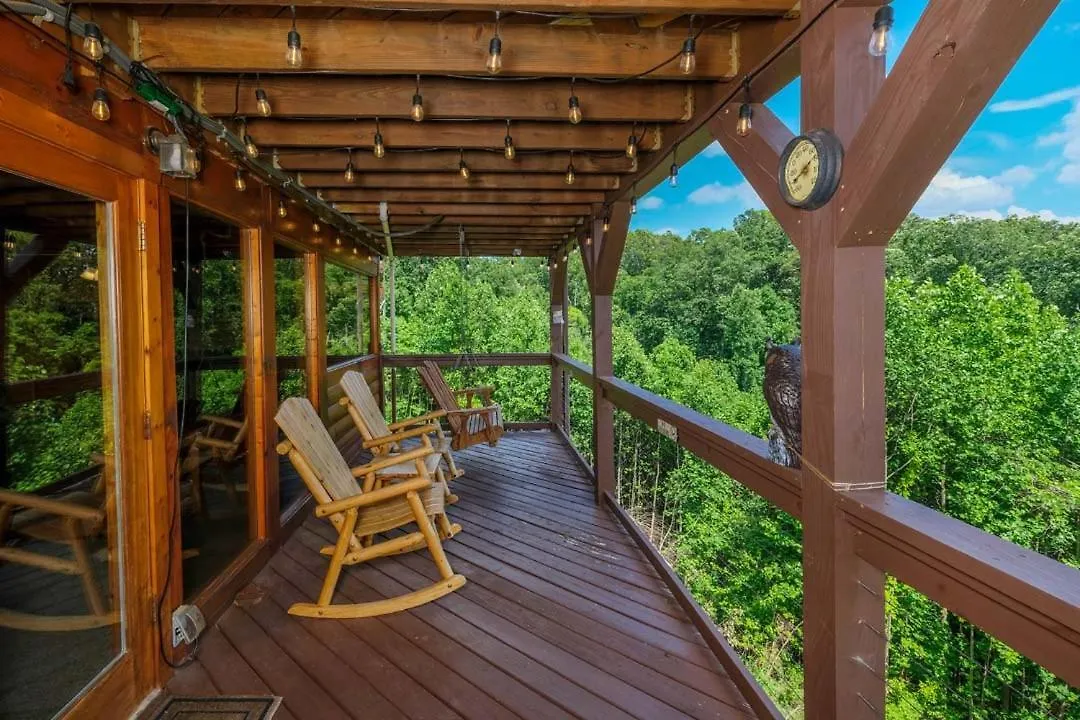 بيت للعطل Rocky Top Retreat بيدجن فورج