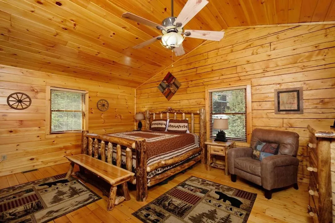 Holiday home Bear'S Den By Colonial Properties Pigeon Forge
