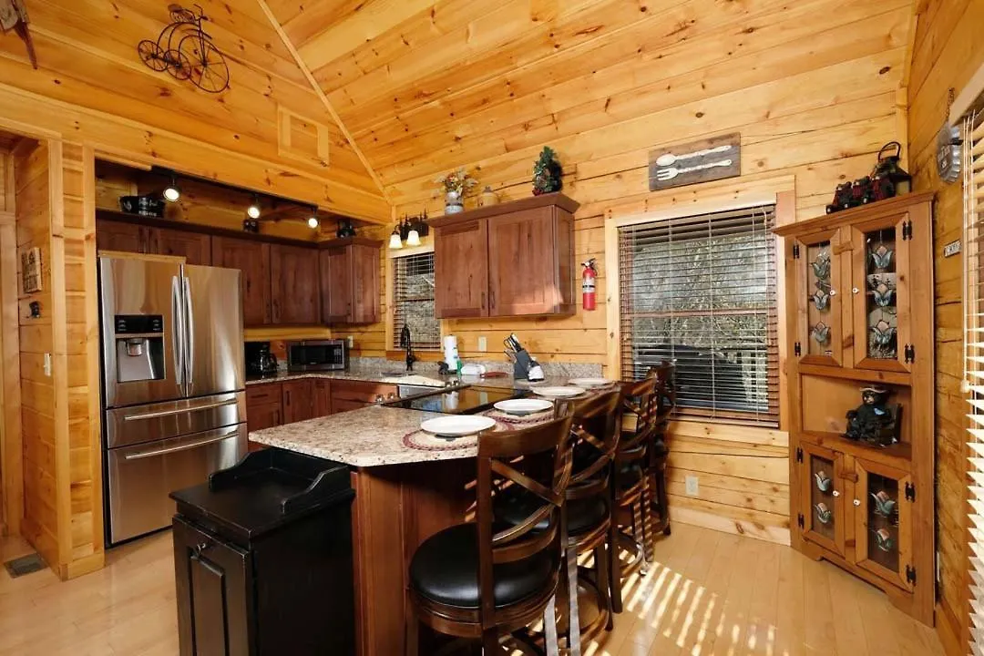 Holiday home Bear'S Den By Colonial Properties Pigeon Forge
