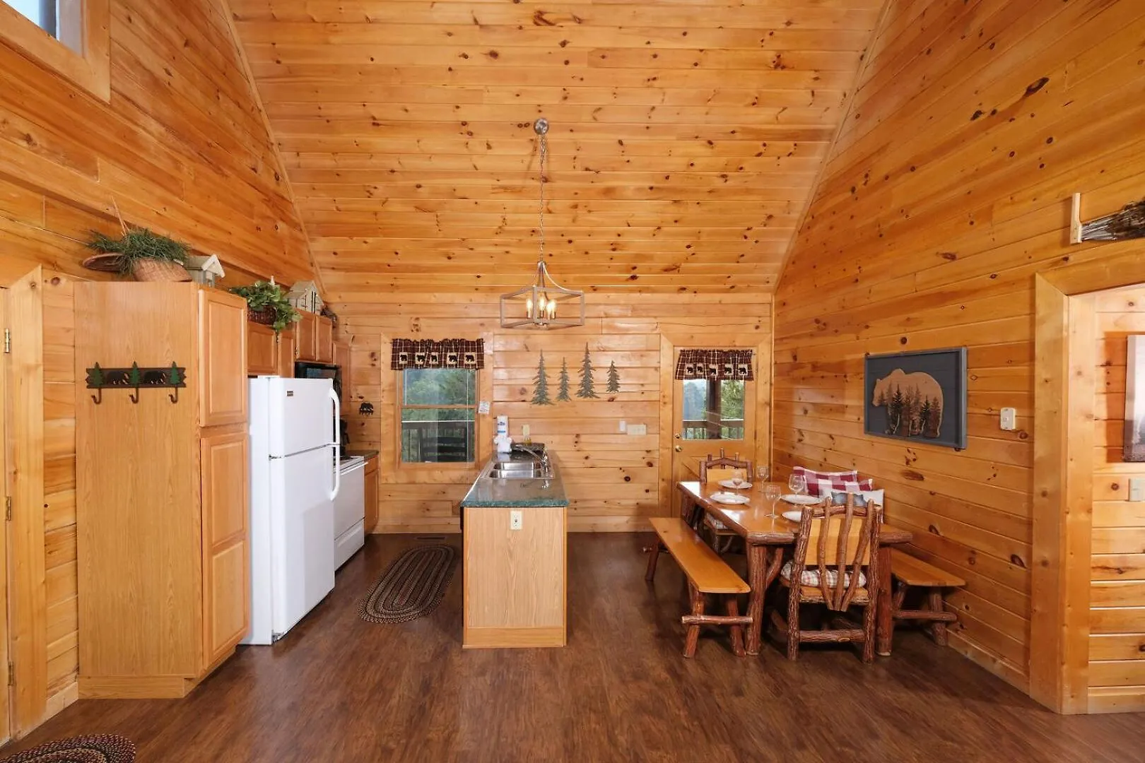 Charming 2br Mountain Views! Hot Tub *