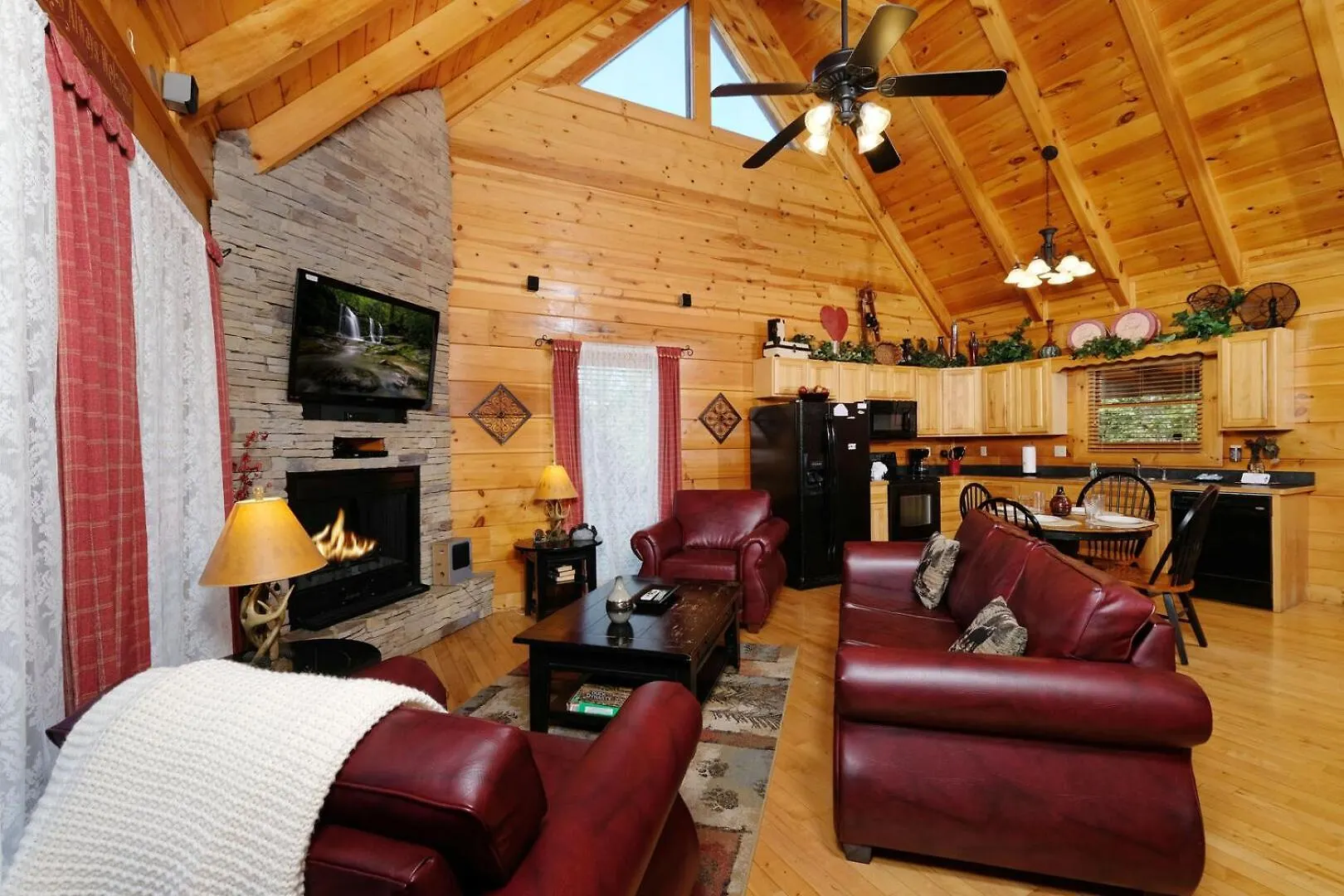 Romantic 1br Unbelievable Views! Hot Tub 度假居