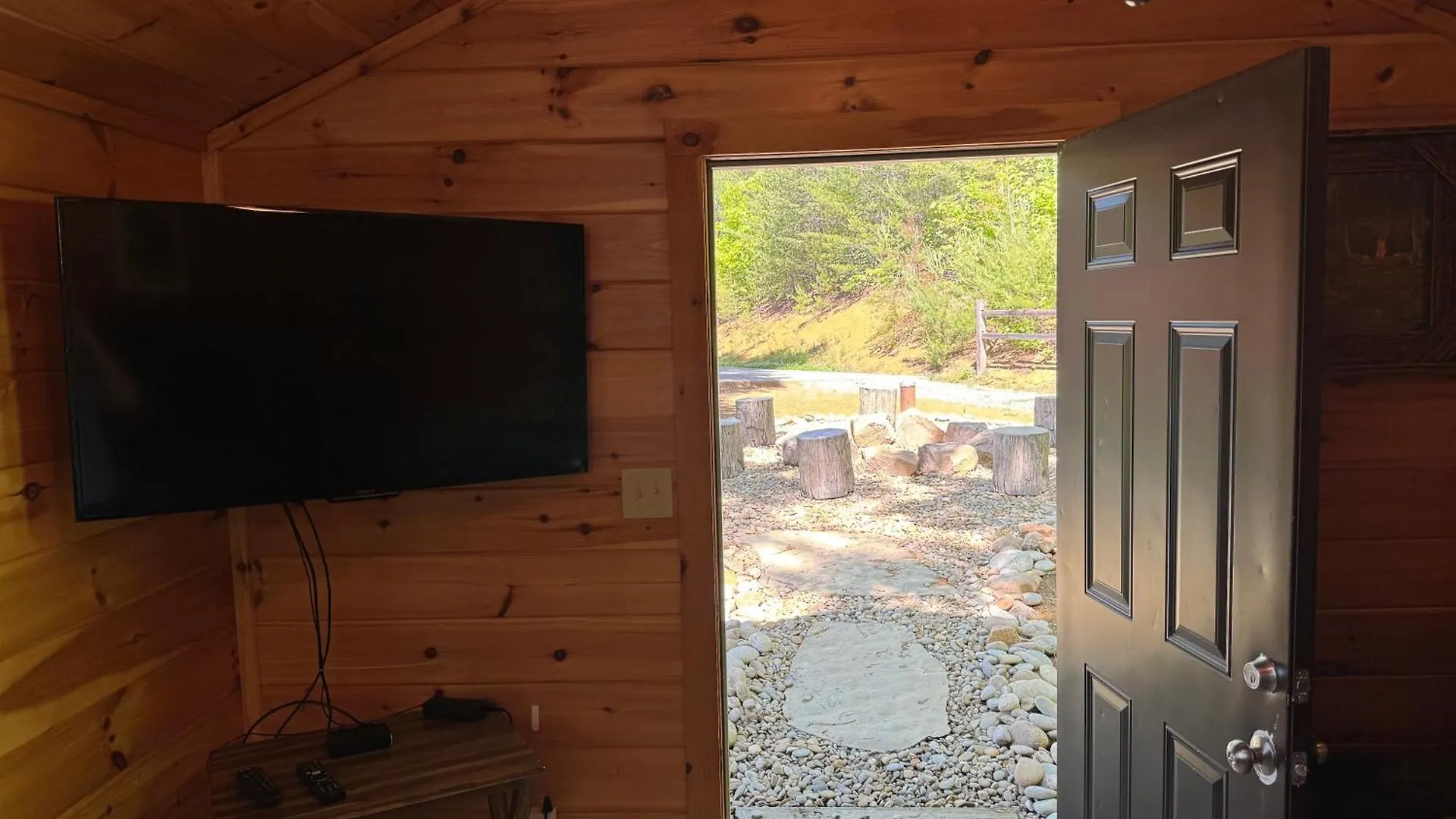 Casa vacanze Modern 3br Views Hot Tub Fire Pit Gameroom Free Attraction Tickets *