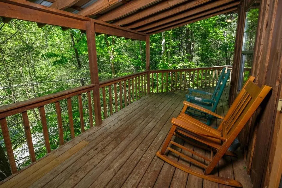 Romantic 1br Hot Tub Free Attraction Tickets * Pigeon Forge