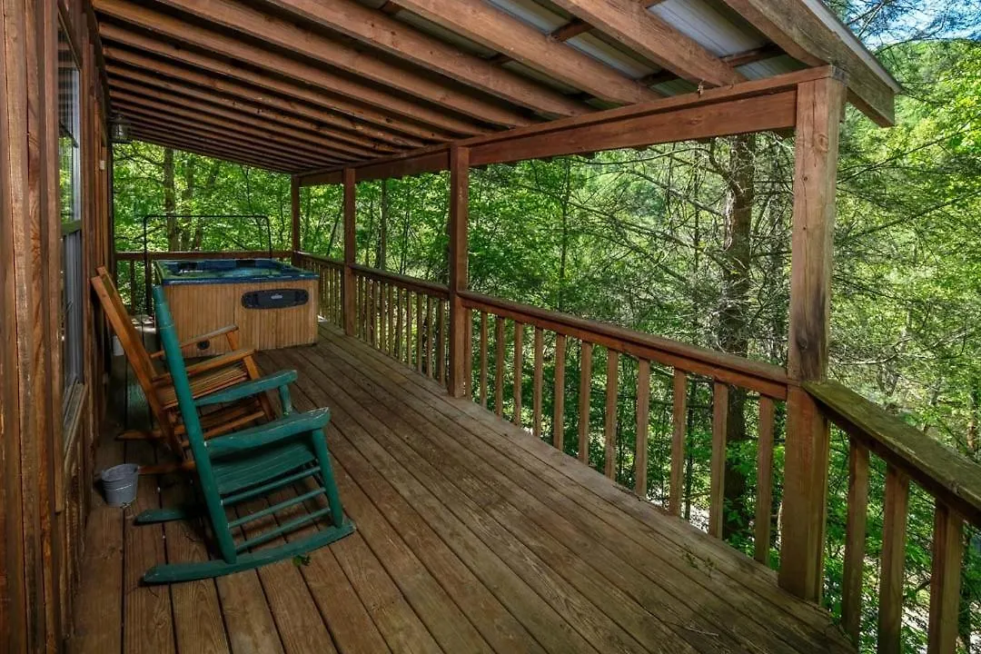 Romantic 1br Hot Tub Free Attraction Tickets