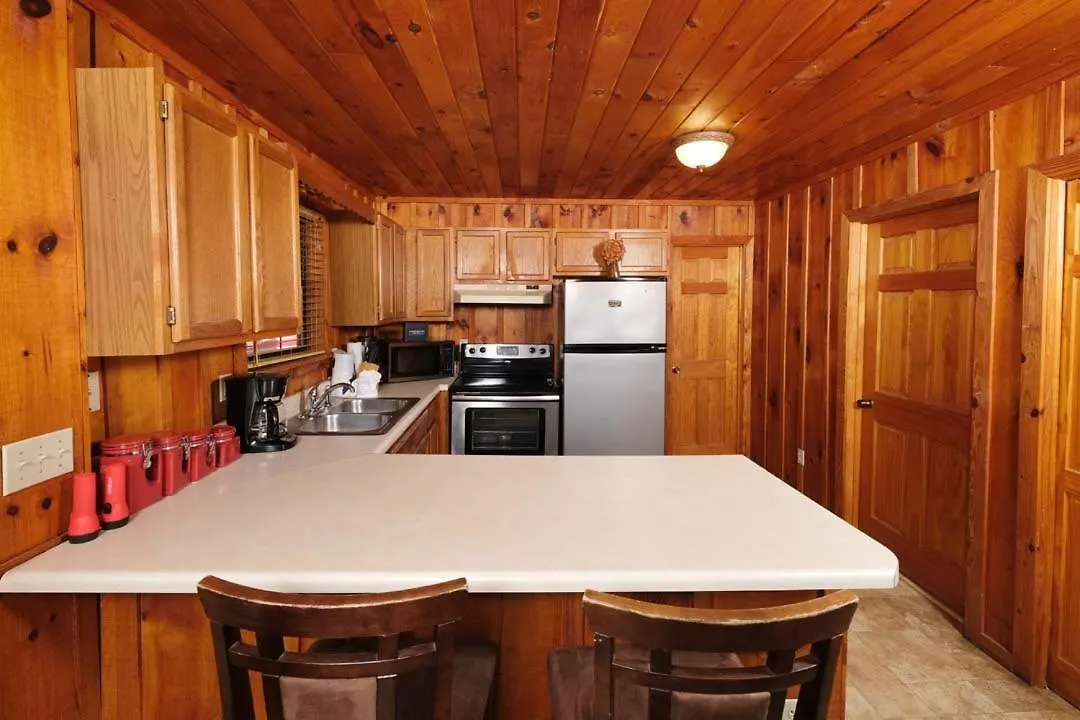 Holiday home Romantic 1br Hot Tub Free Attraction Tickets Pigeon Forge