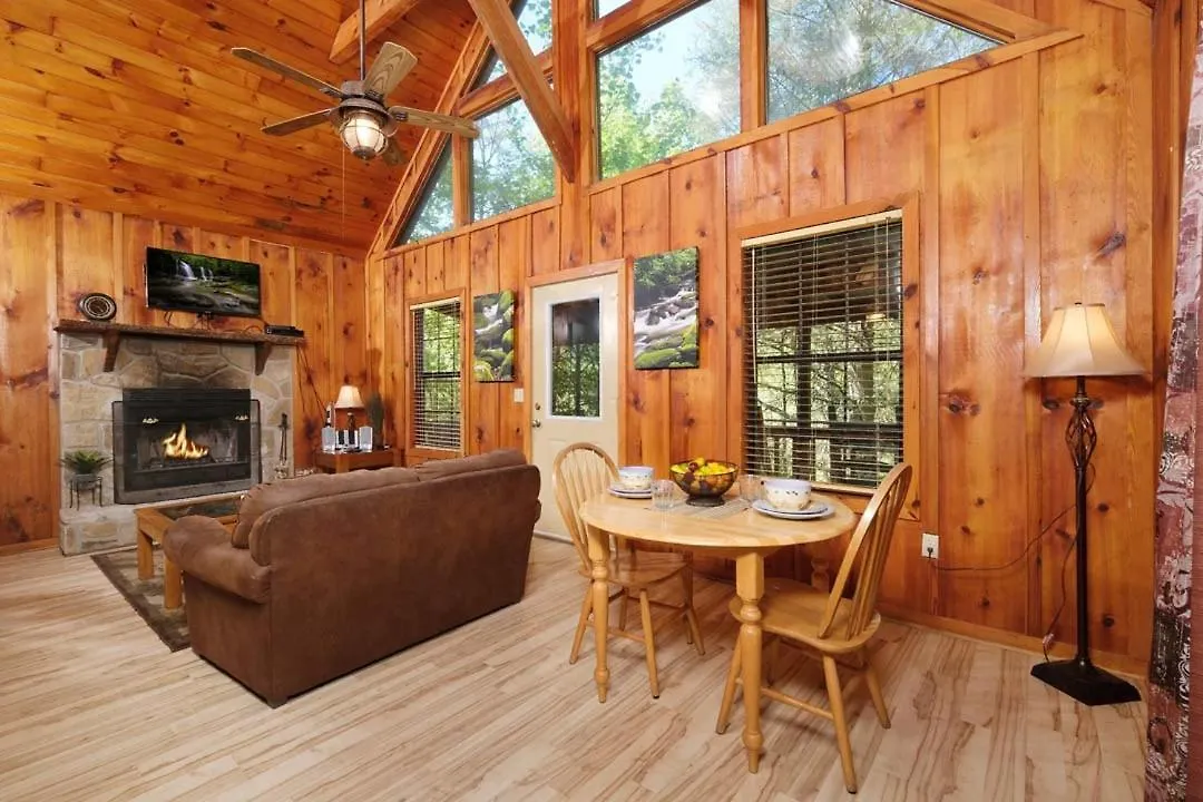 Romantic 1br Hot Tub Free Attraction Tickets Holiday home *