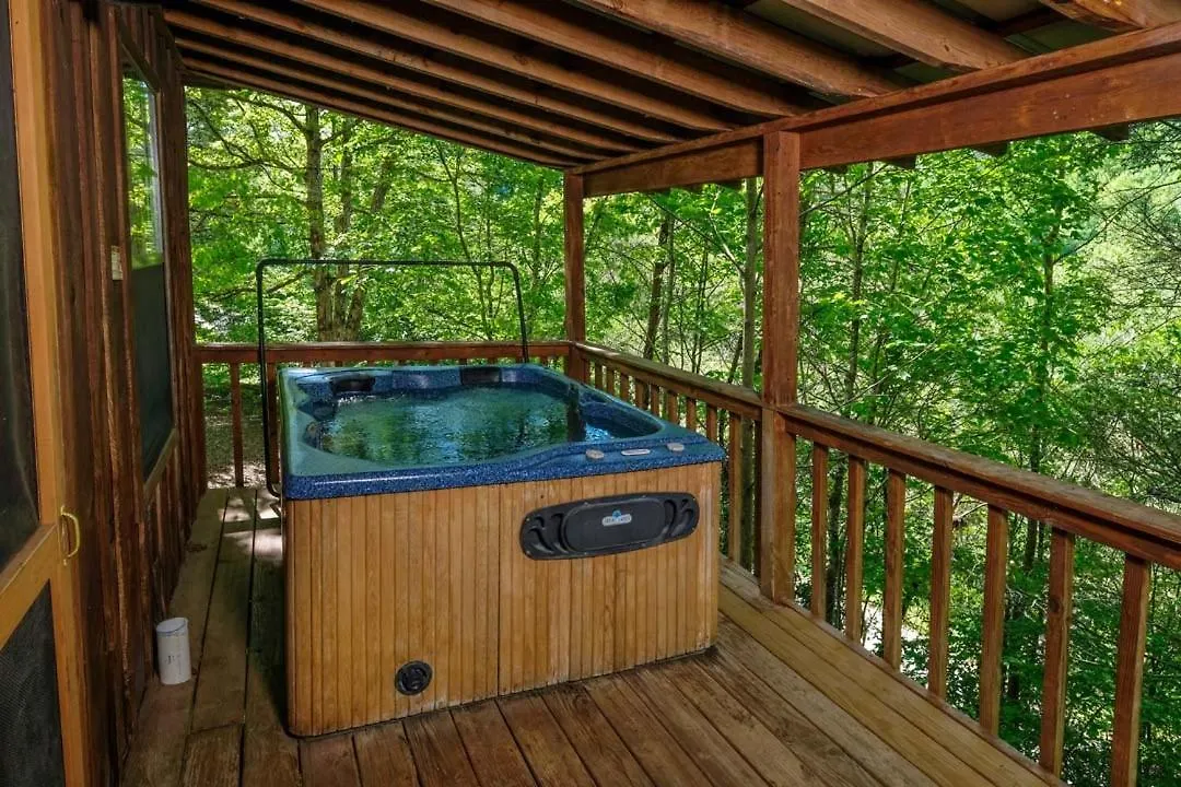 Romantic 1br Hot Tub Free Attraction Tickets *