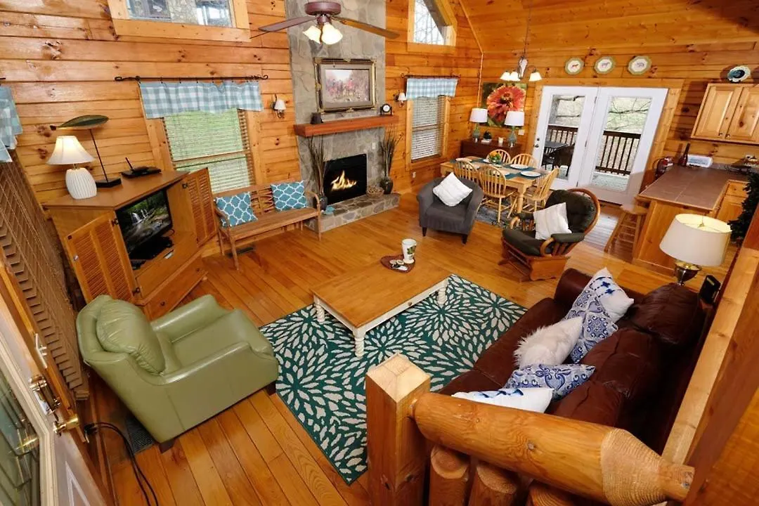 Autumn Ridge Tatil Evi *