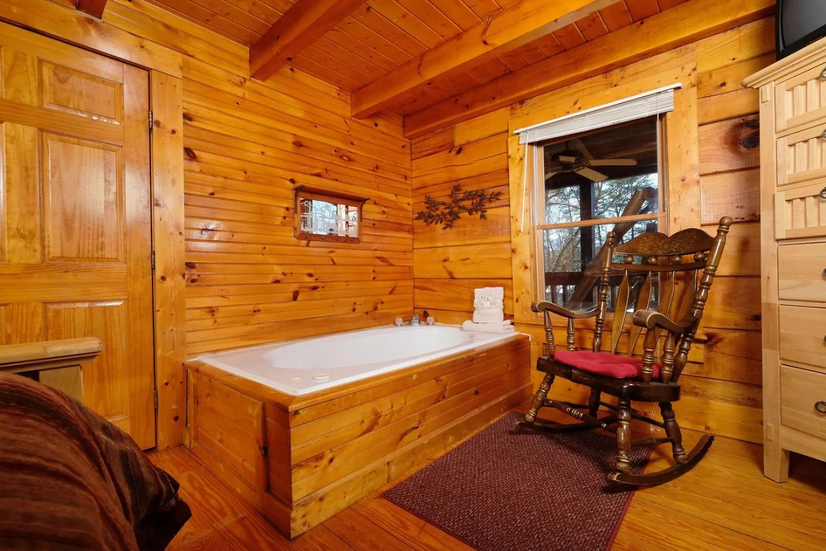 Cozy 2br Just 10 Min To Pkwy! Prázdninový dům *