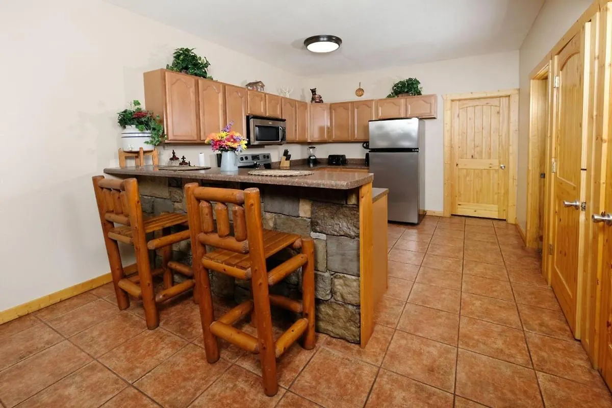 Cozy 2br Just 5 Min To Dollywood Hot Tub Free Attraction Tickets 度假居 *