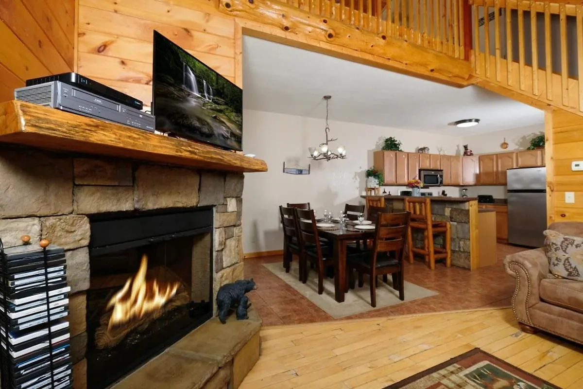 Cozy 2br Just 5 Min To Dollywood Hot Tub Free Attraction Tickets * 鸽子谷