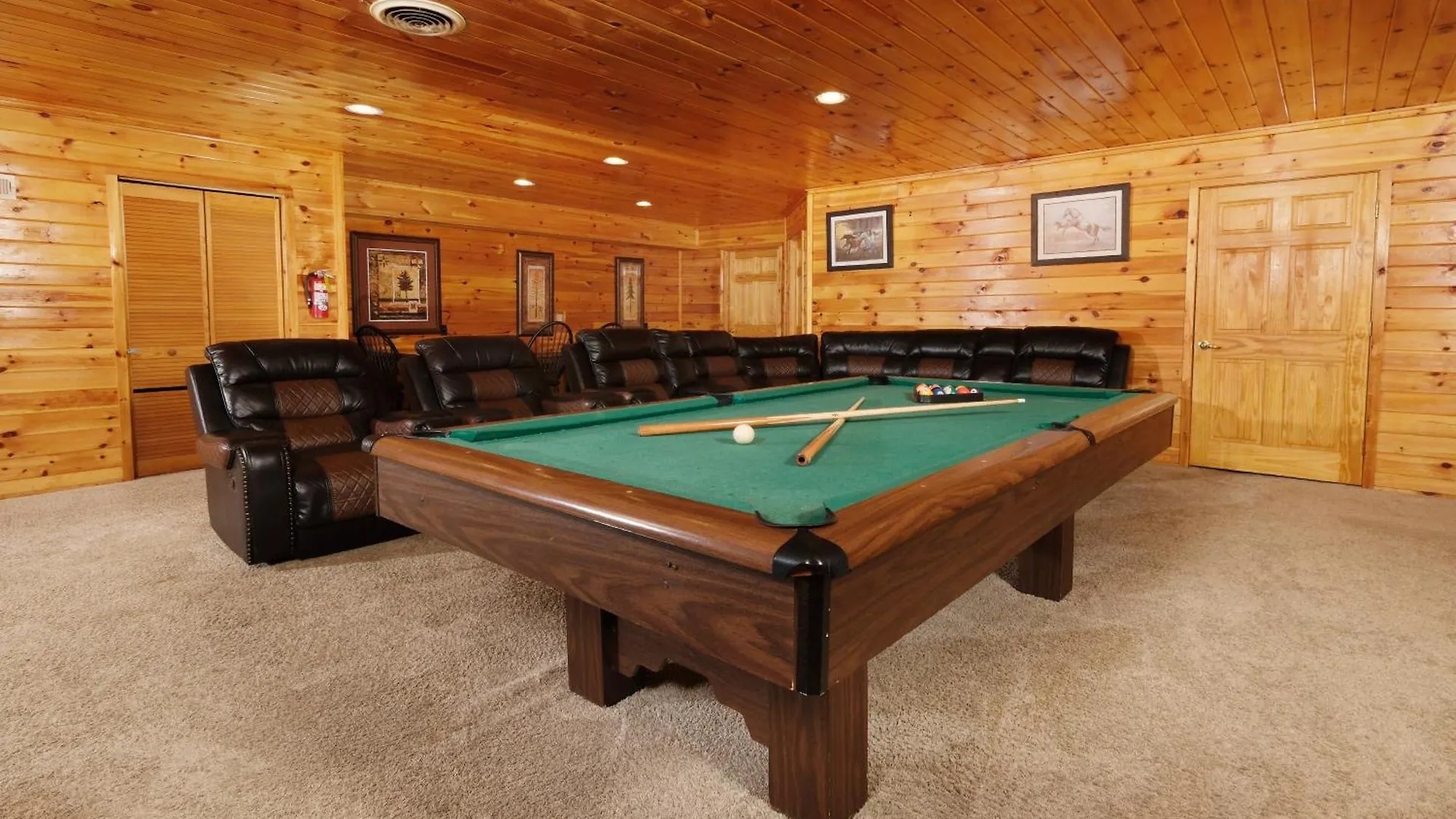 7br Sleeps 34 Outdoor Pool Fire Pit Secluded Free Attraction Tickets Ferienhaus *