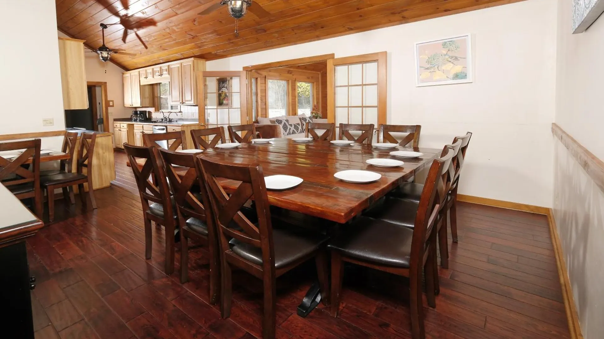 7br Sleeps 34 Outdoor Pool Fire Pit Secluded Free Attraction Tickets *