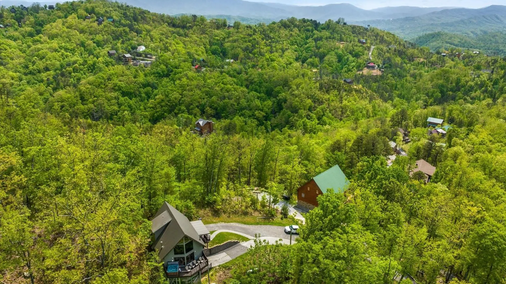 Views! Views! Views! Hot Tub Gameroom 3br Free Attraction Tickets Pigeon Forge