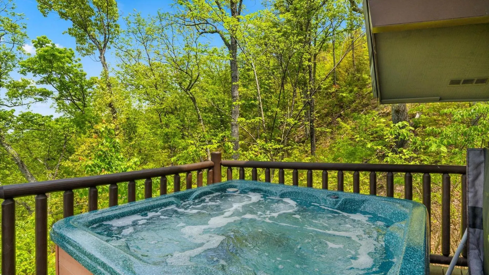 Views! Views! Views! Hot Tub Gameroom 3br Free Attraction Tickets Pigeon Forge
