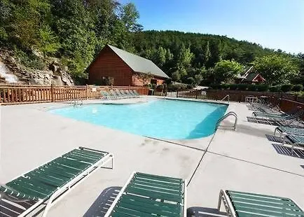 Romantic And Spacious 1br Gameroom Hot Tub Free Attraction Tickets Holiday home *