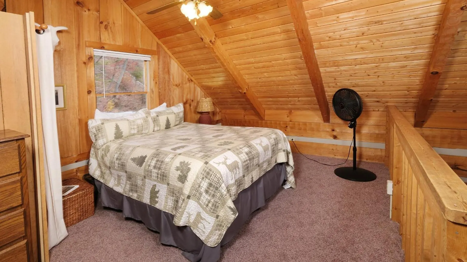 Cozy 1br Stunning Views Hot Tub Fire Pit Free Attraction Tickets *