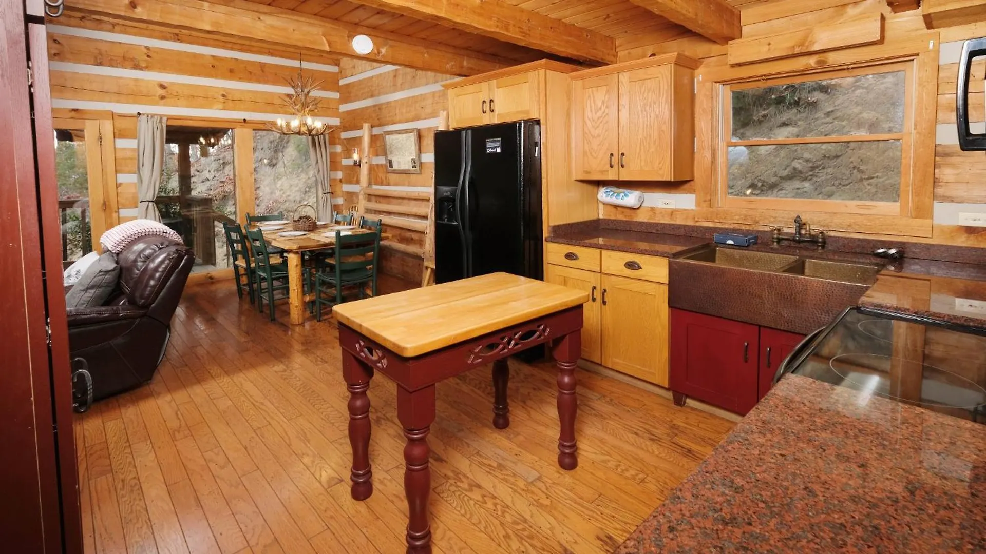 Cozy 1br Stunning Views Hot Tub Fire Pit Free Attraction Tickets * ピジョンフォージ