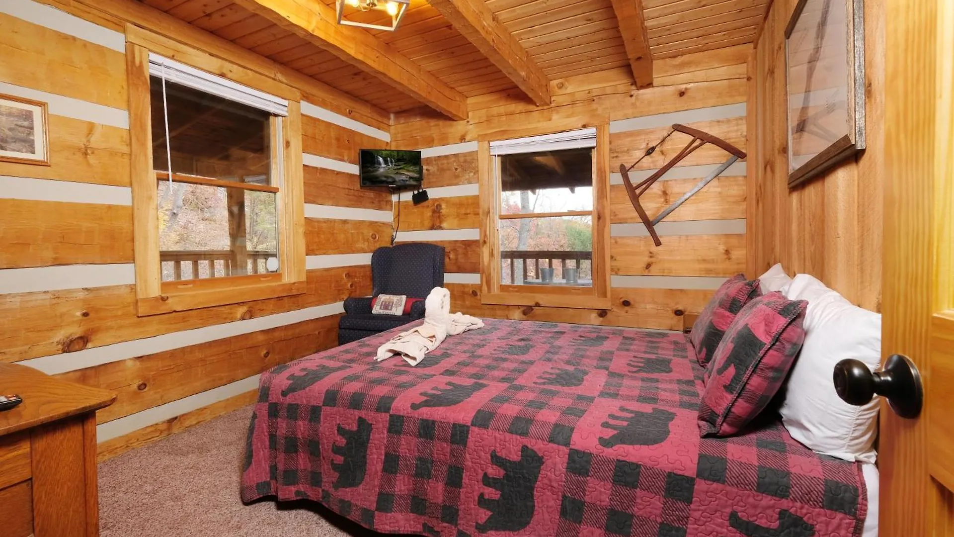 別荘 Cozy 1br Stunning Views Hot Tub Fire Pit Free Attraction Tickets