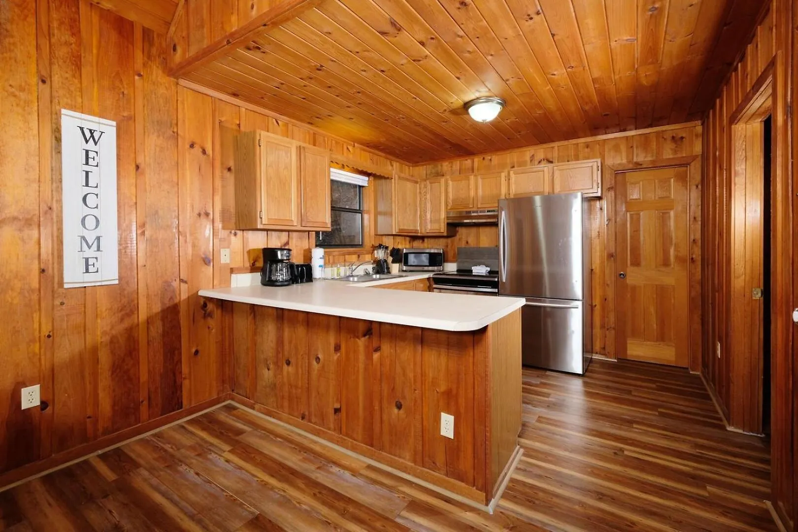 Romantic 1br Hot Tub Free Attraction Tickets * Pigeon Forge