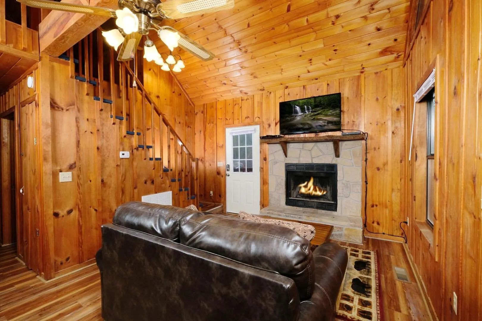 Holiday home Romantic 1br Hot Tub Free Attraction Tickets Pigeon Forge