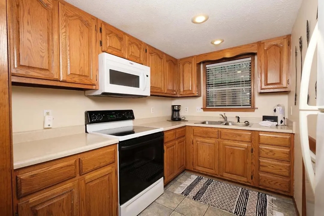 Pet Friendly 2br Just 10 Min To Pkwy! Free Attraction Tickets بيت للعطل