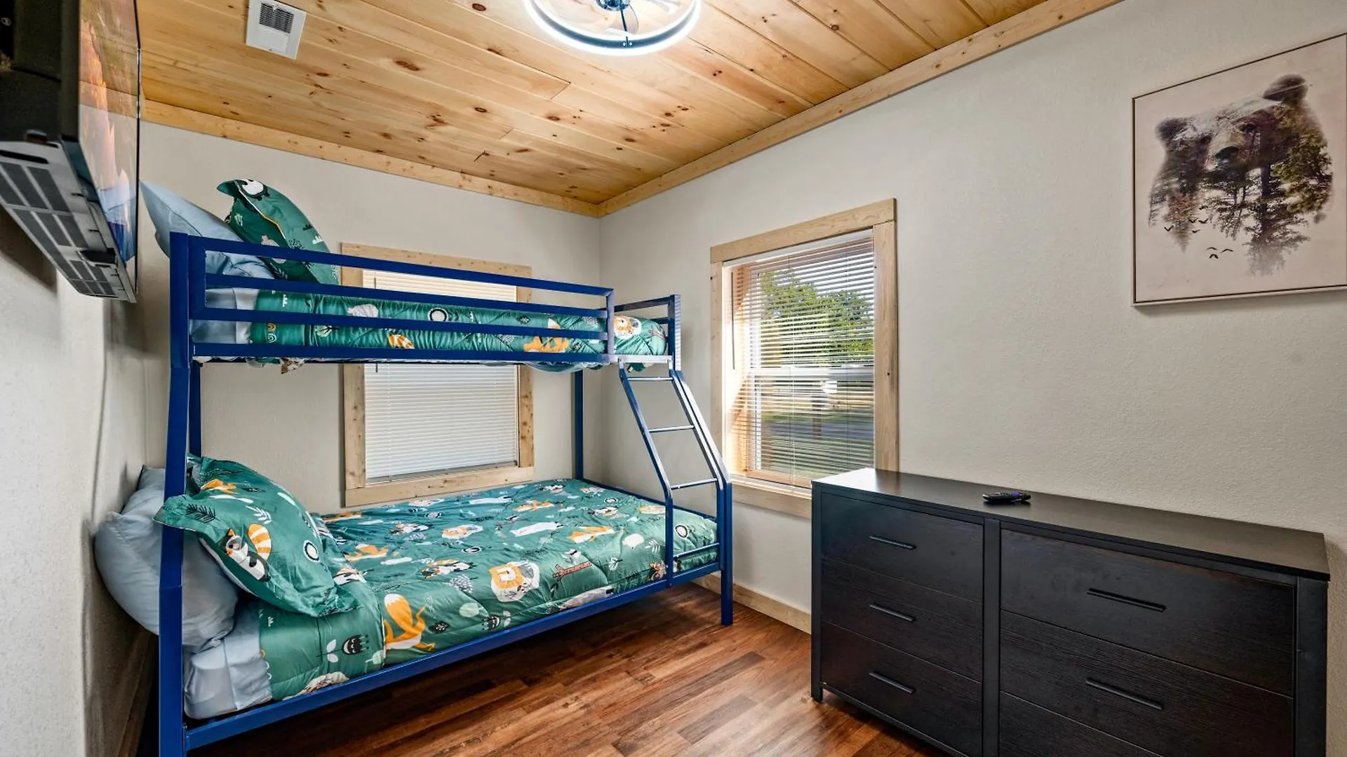 Nyaraló Location, Hot Tub, Theater, Grill, Ez Roads Pigeon Forge