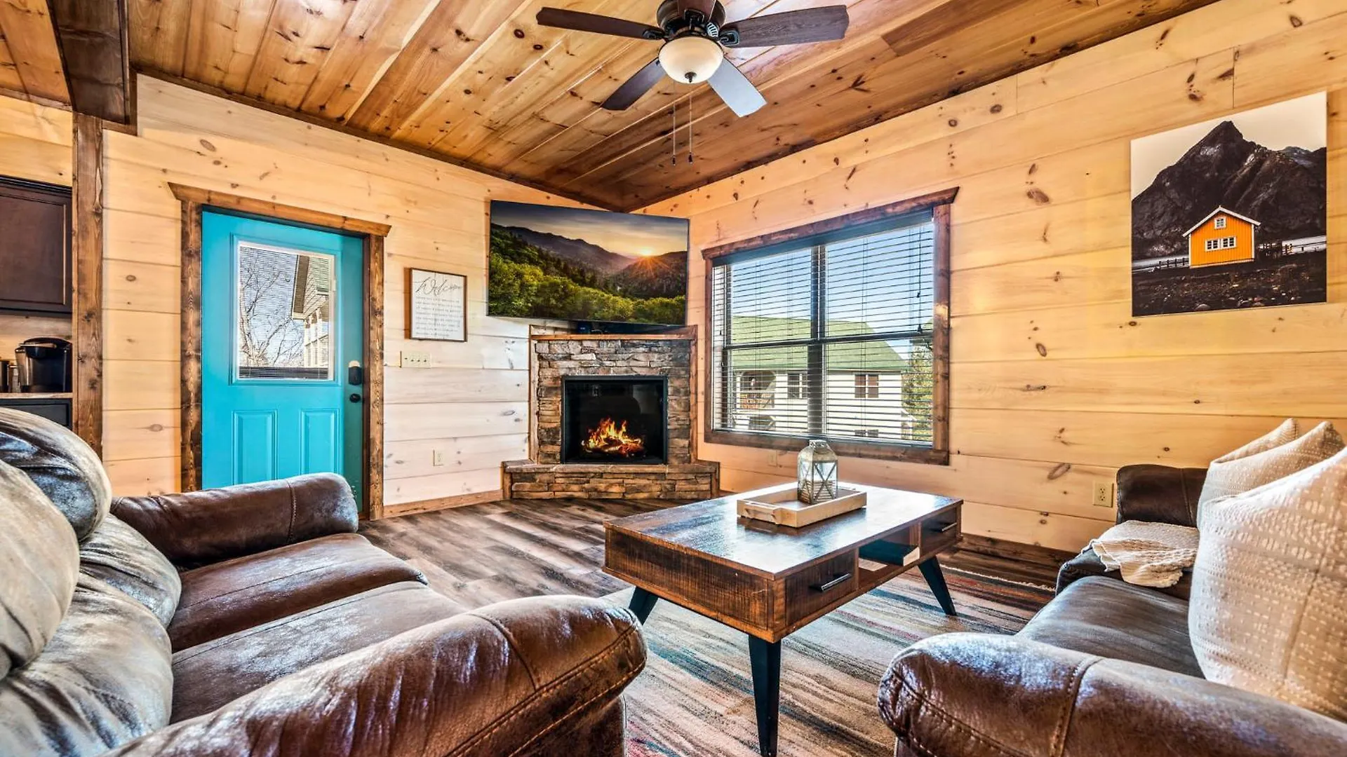 Holiday home Back In Black Pigeon Forge
