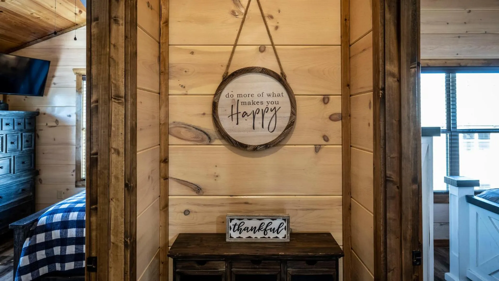 Holiday home Back In Black Pigeon Forge