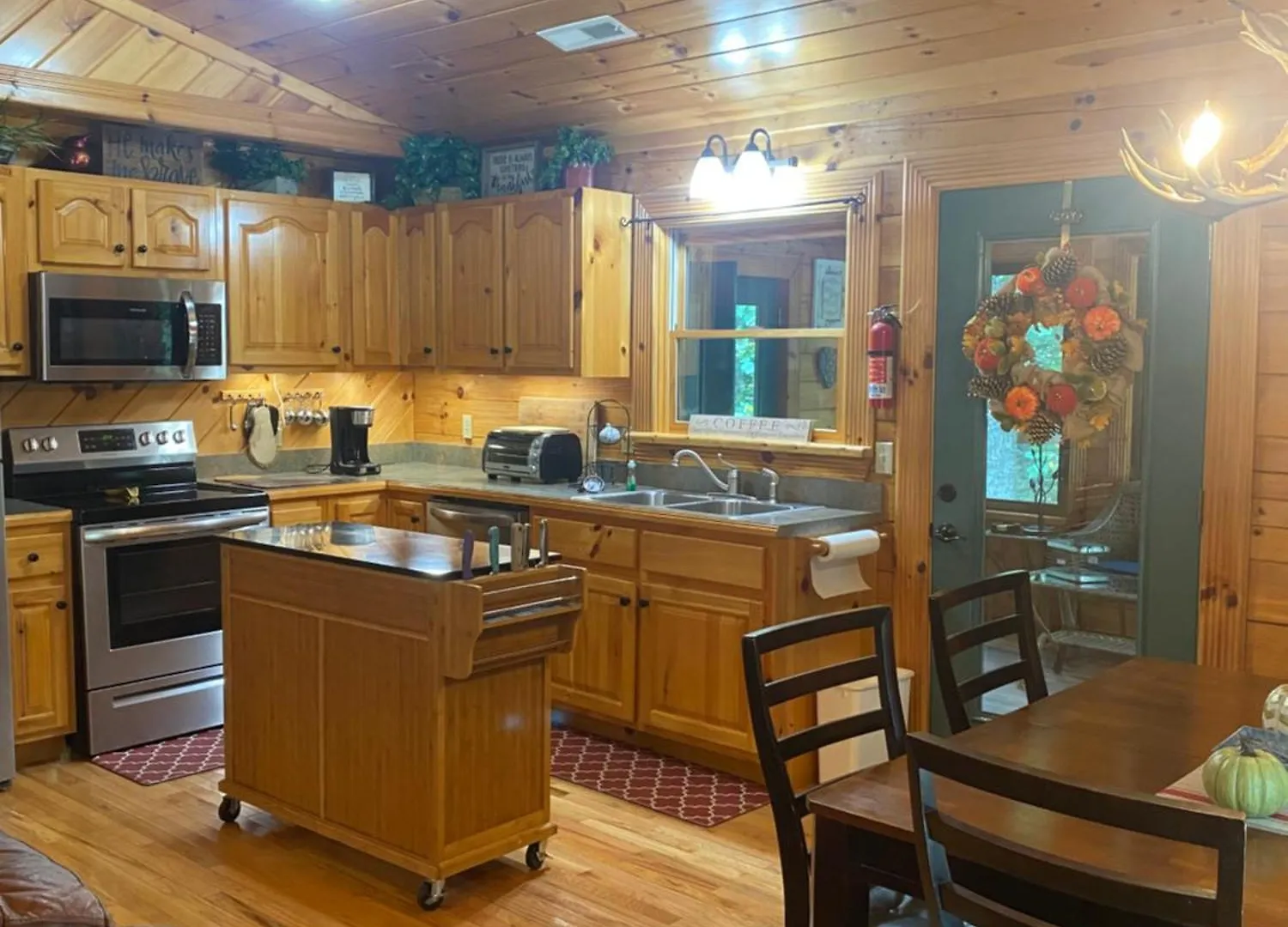 His Promises Chalet