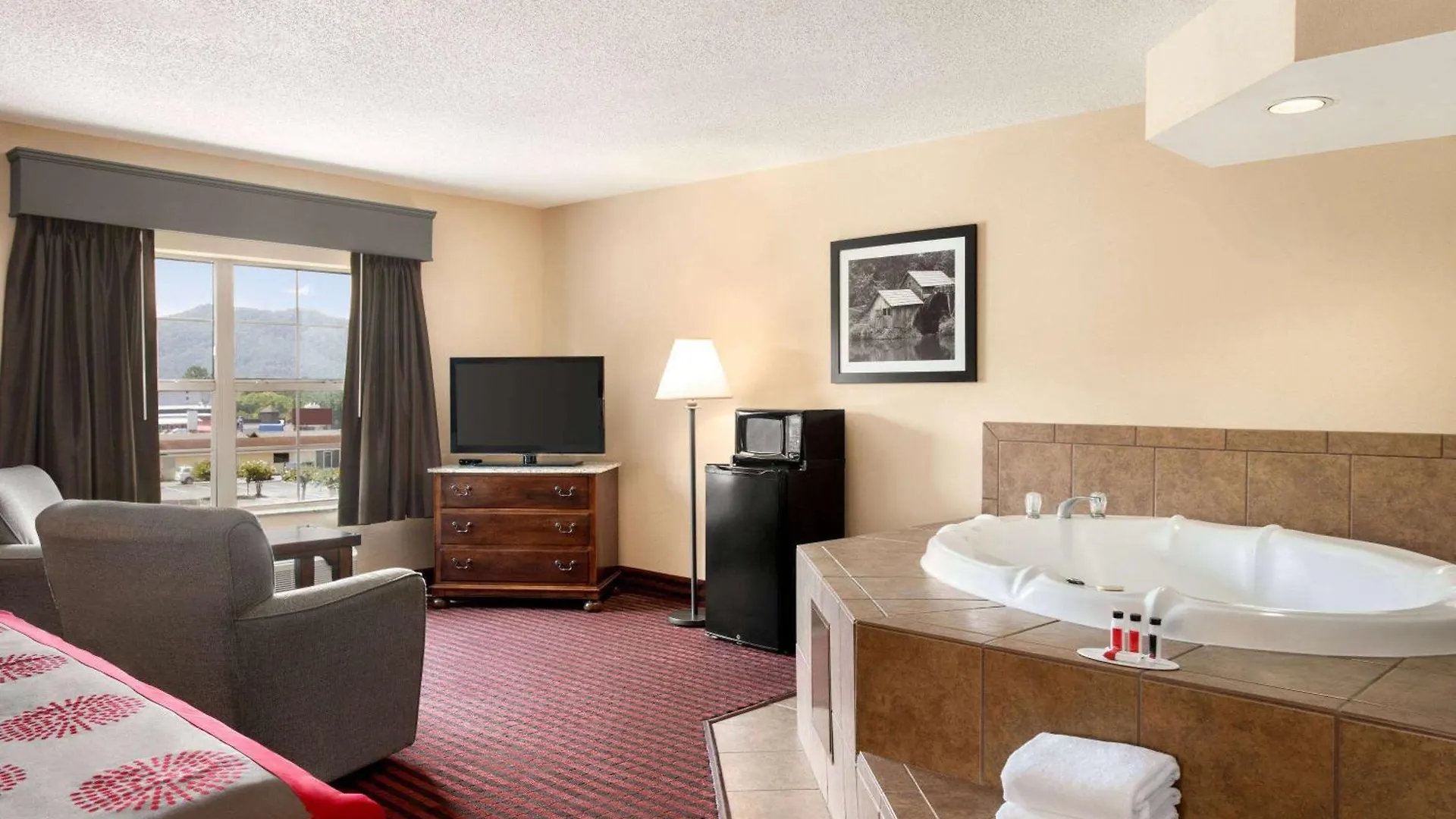 Ramada By Wyndham North Pigeon Forge