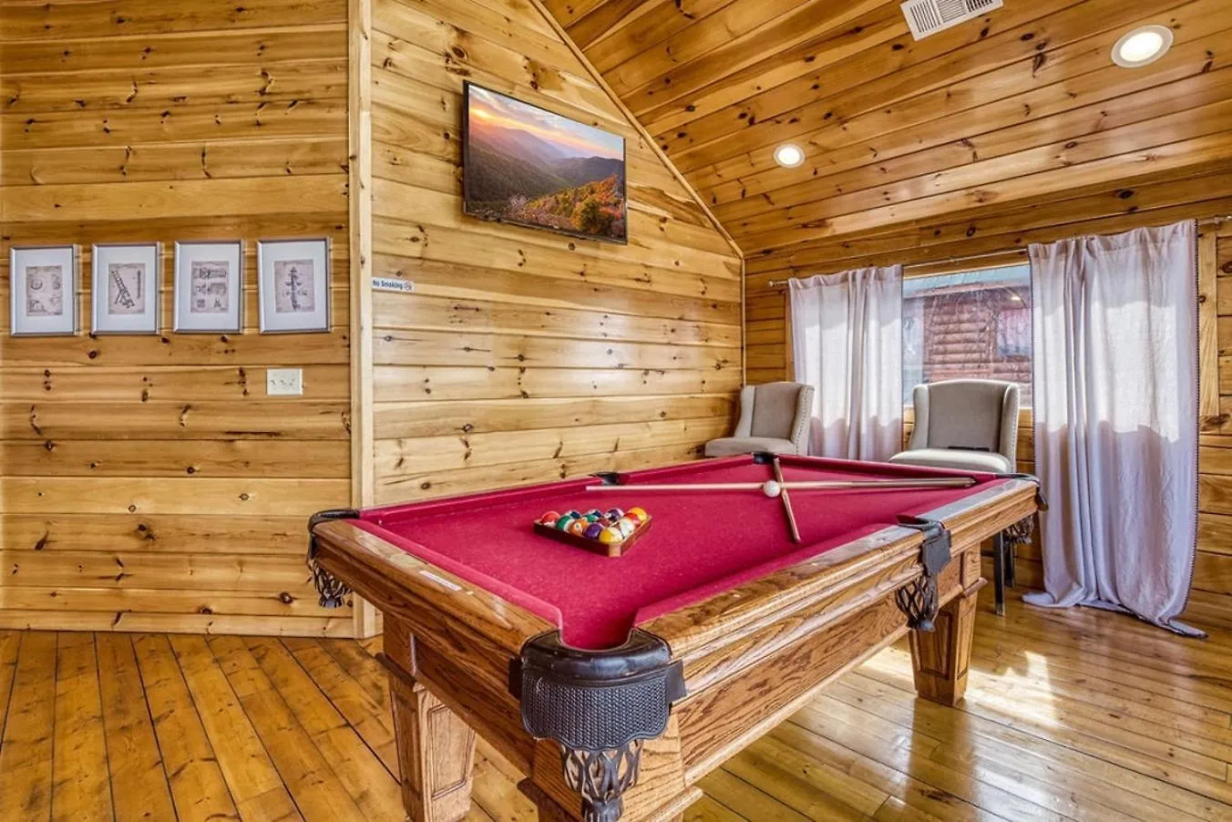 Amazing Views, Pool, Hot Tub, Pool Table, Arcade Casa de Férias Pigeon Forge