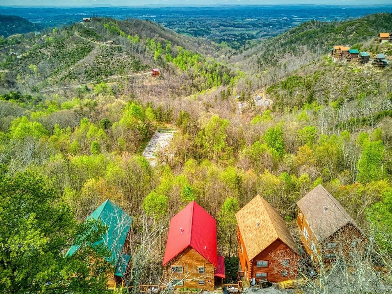 Amazing Views, Pool, Hot Tub, Pool Table, Arcade * Pigeon Forge