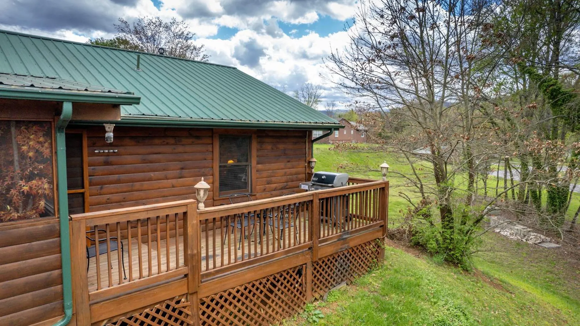Grand Getaway Lodge *