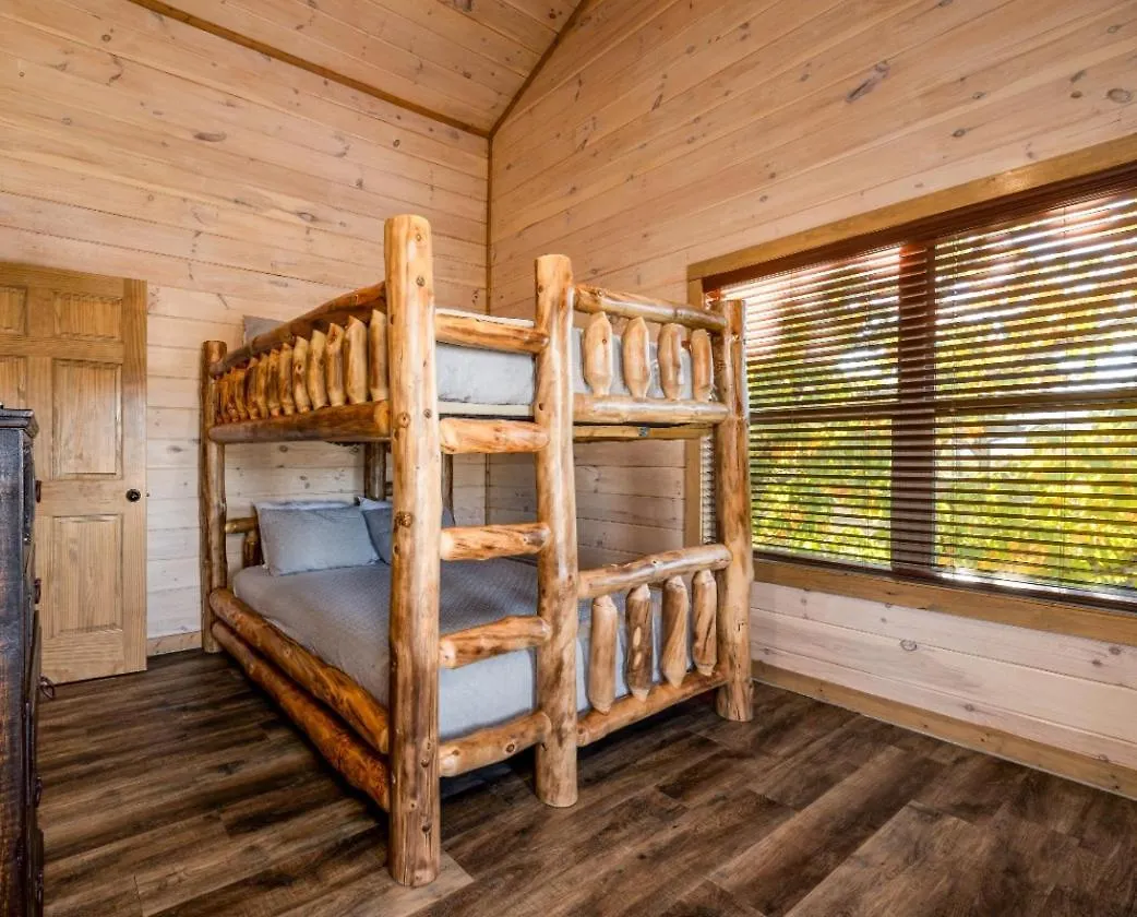 Holiday home Southern Comfort Lodge-in Pigeon Forge, Sleeps 18-7br 6ba Luxury Cabin, W Free Attraction Ticket! Pigeon Forge