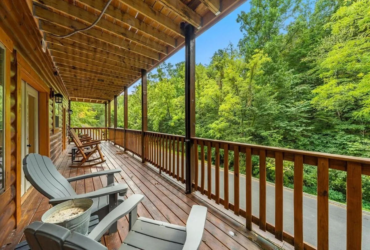 Indoor Pool, Near Dollywood, Theater, Luxury Holiday home