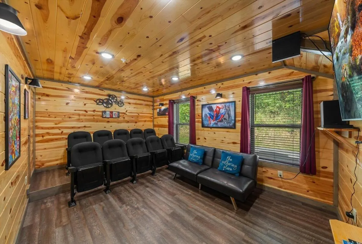 Indoor Pool, Near Dollywood, Theater, Luxury Holiday home