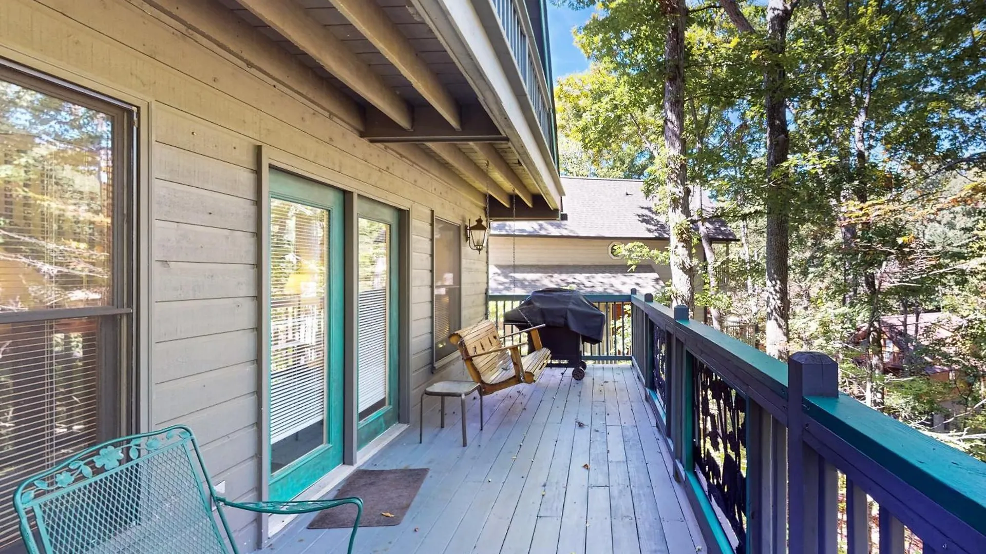 別荘 Big Bear Hug Cabin