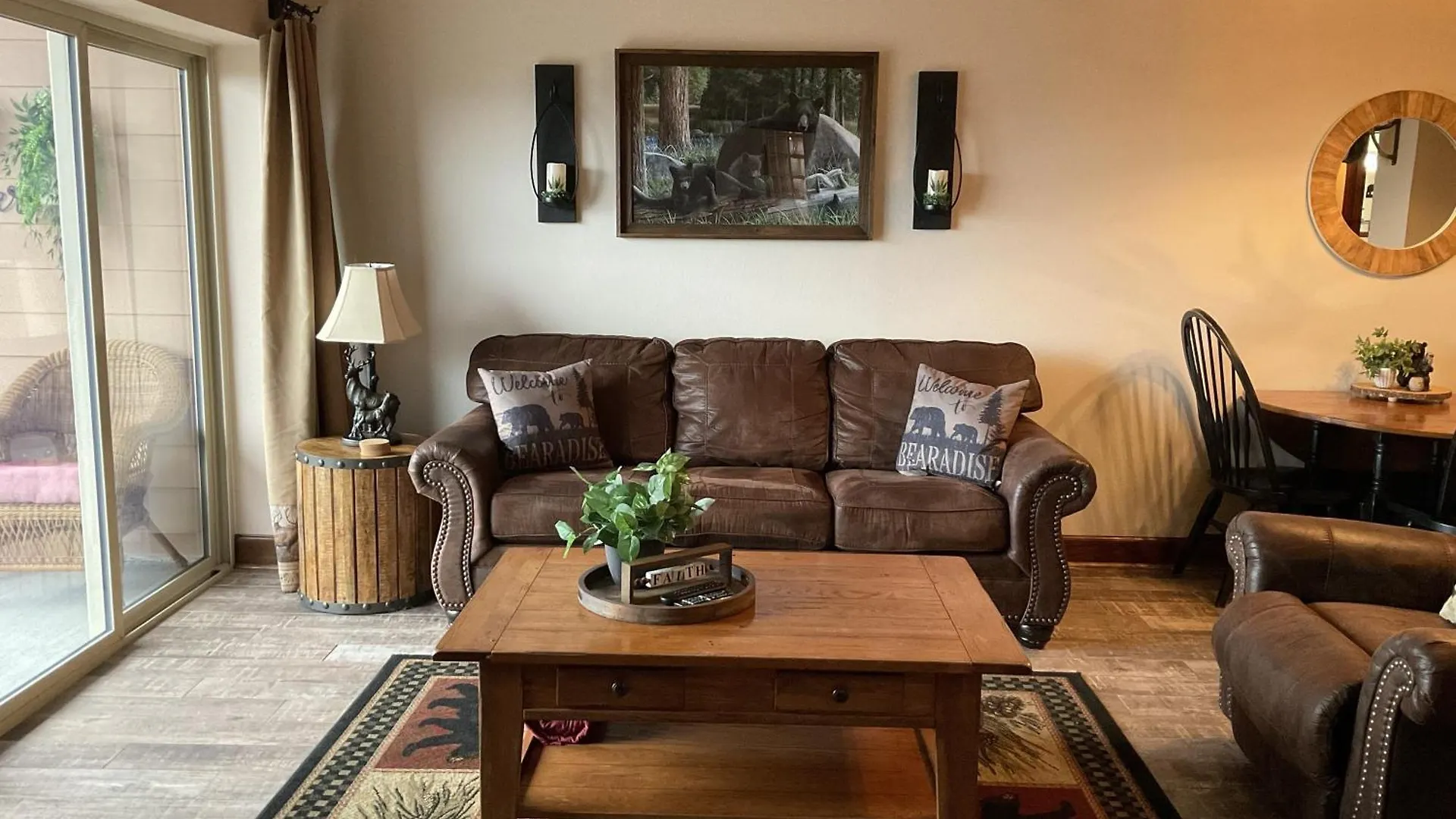 Noelle's Nest Apartment Pigeon Forge