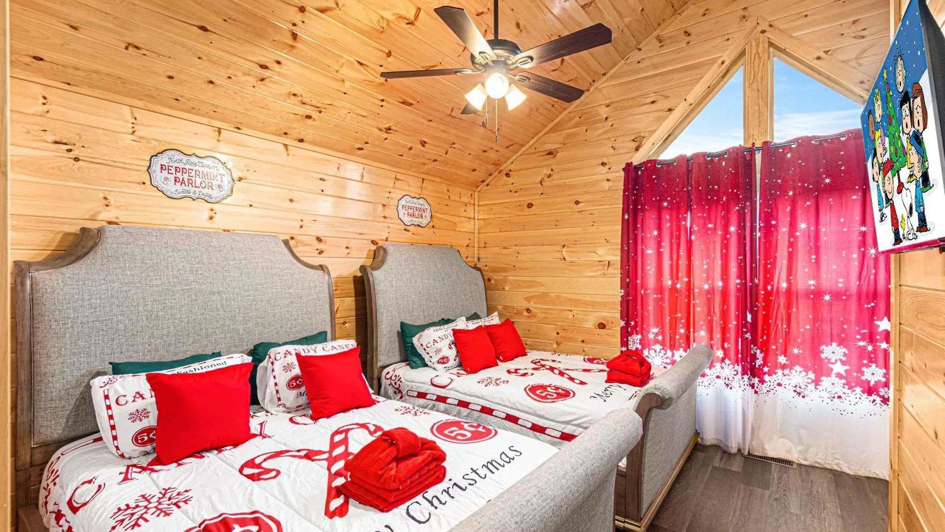 Holiday home Xmascabins By Smokystays- Christmas Themed Year Round! Pigeon Forge