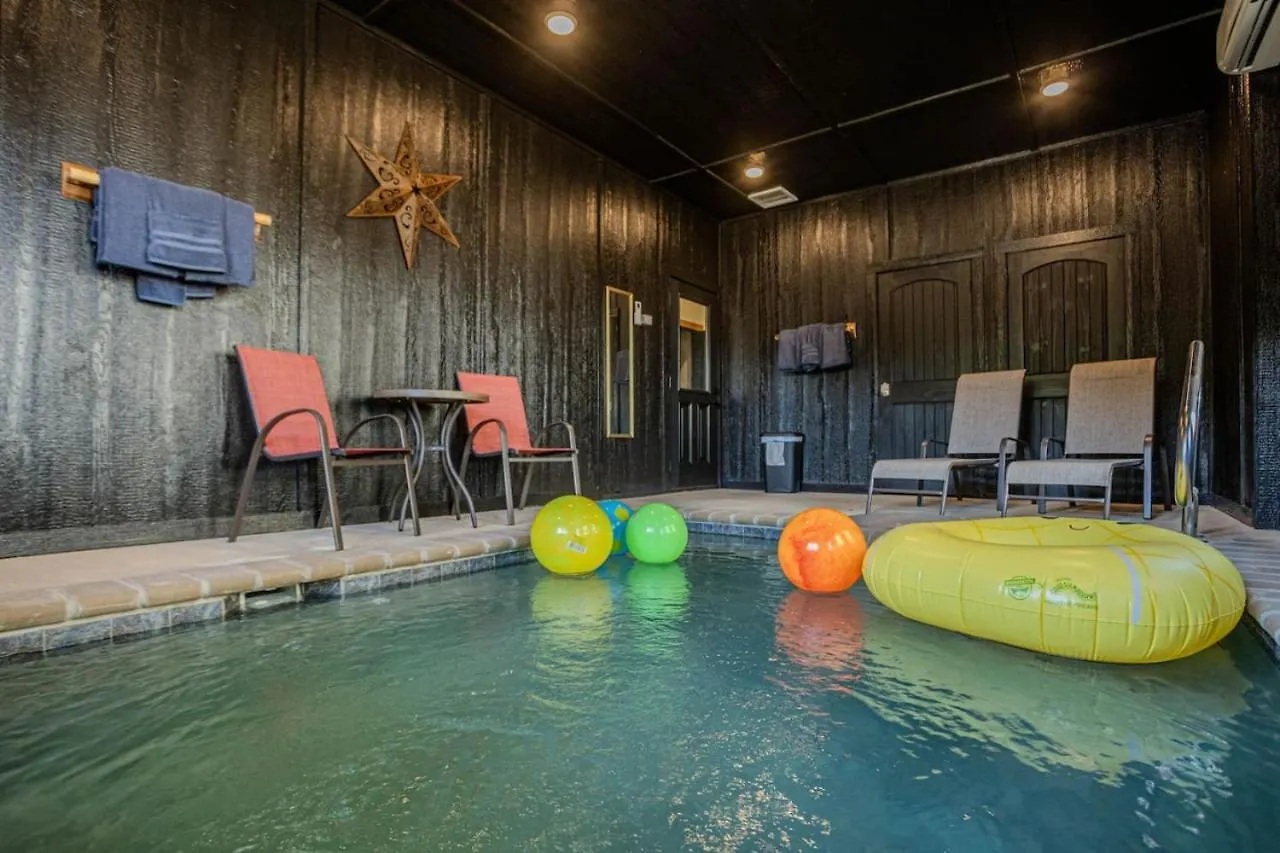 Family With Pool - Gym - Hot Tub - Game Dom wakacyjny Pigeon Forge