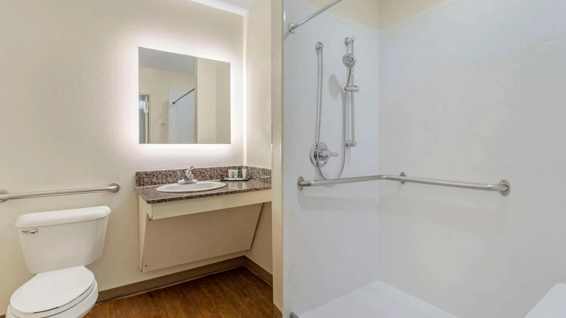 Leconte & Convention Center, Ascend Collection