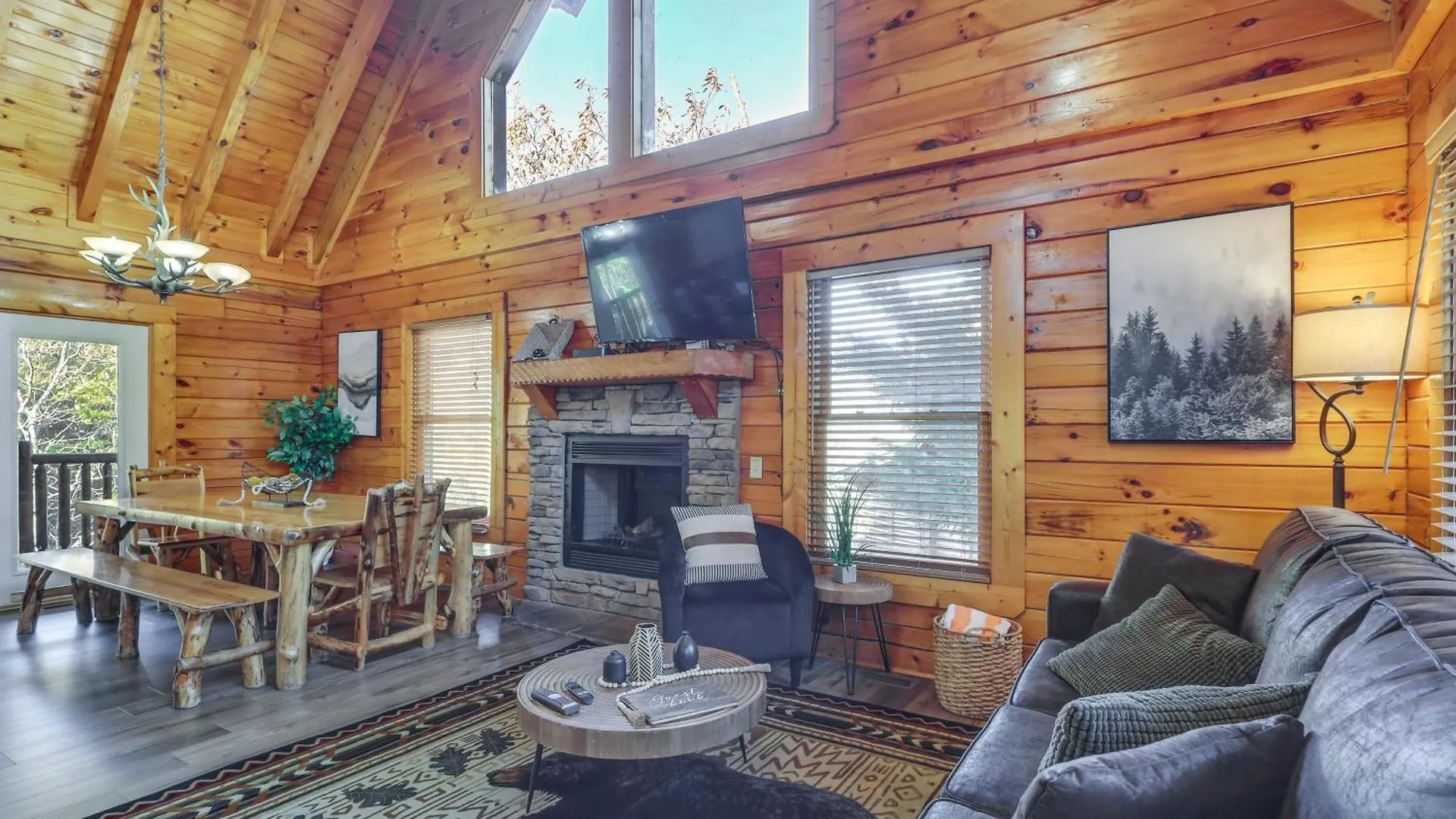 With Decks And Hot Tub! بيت للعطل بيدجن فورج