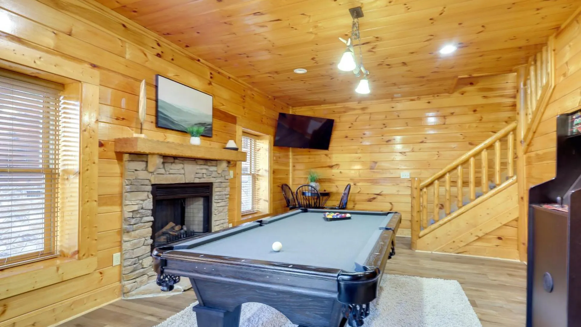 بيت للعطل With Decks And Hot Tub! *