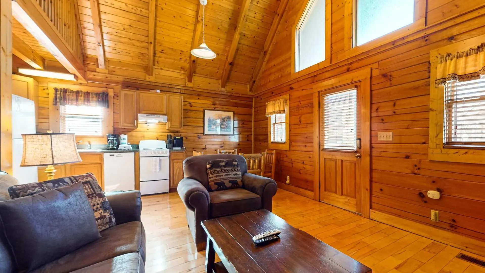 Pin Oak Cabin, Unit 241 * 비둘기 포지
